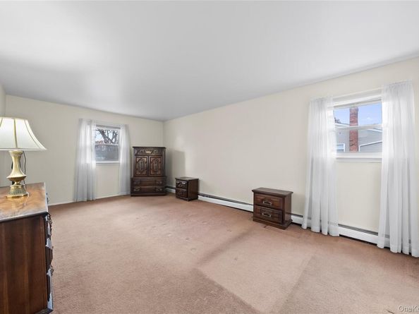 2129 Sycamore Avenue, Ronkonkoma NY 11779