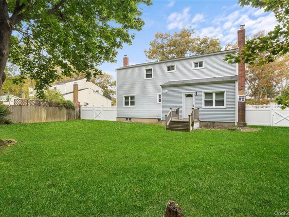 2129 Sycamore Avenue, Ronkonkoma NY 11779