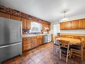 2129 Sycamore Avenue, Ronkonkoma NY 11779