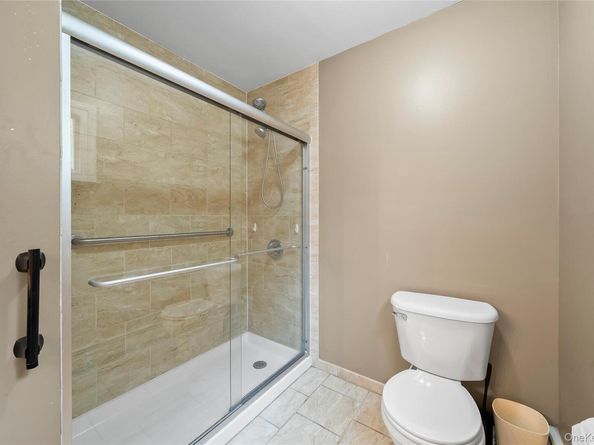 2129 Sycamore Avenue, Ronkonkoma NY 11779