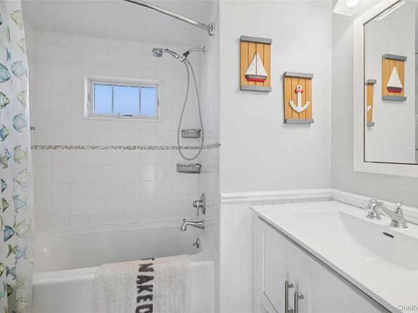 100 Deforest Road 25, Montauk NY 11954