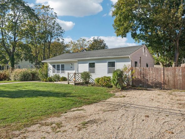 48 Center Avenue, Bay Shore NY 11706