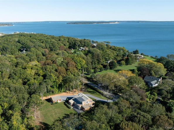 625 Park Avenue, Mattituck NY 11952