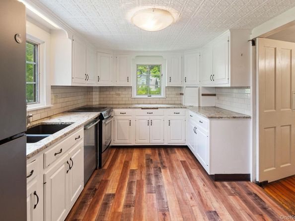 27 Bedford Road, Pleasantville NY 10570