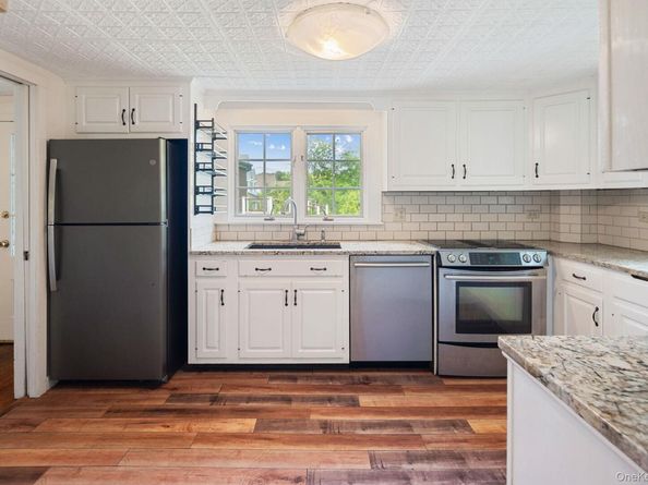 27 Bedford Road, Pleasantville NY 10570