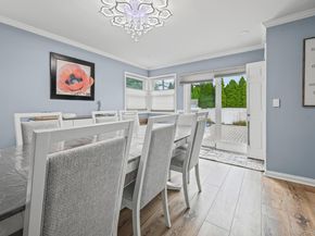 530 N Hawthorne Street, Massapequa NY 11758