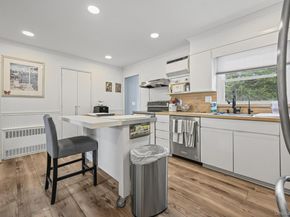 530 N Hawthorne Street, Massapequa NY 11758