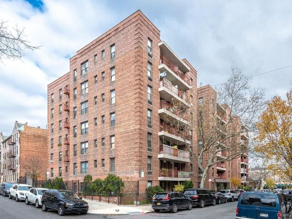 94-11 34th Road 7A, Jackson Heights NY 11372