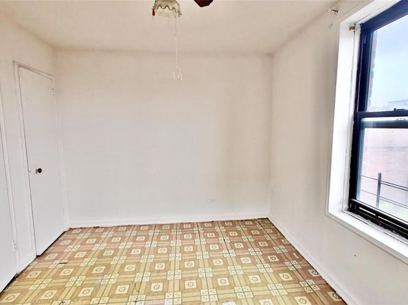 94-11 34th Road 7A, Jackson Heights NY 11372