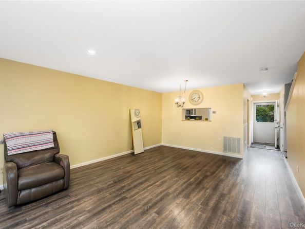 5704 Manor Drive, Peekskill NY 10566