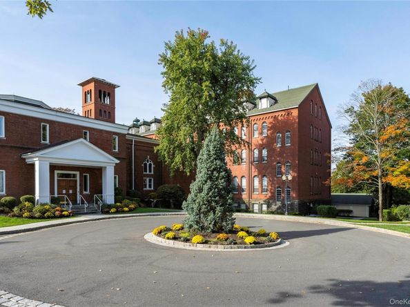 5704 Manor Drive, Peekskill NY 10566