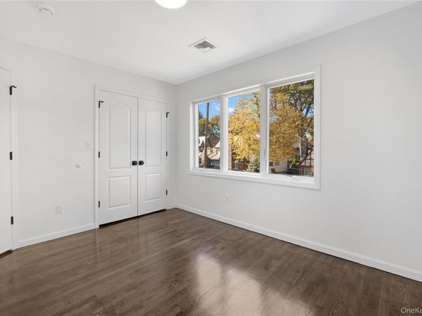 35 Columbia Place, Mount Vernon NY 10552