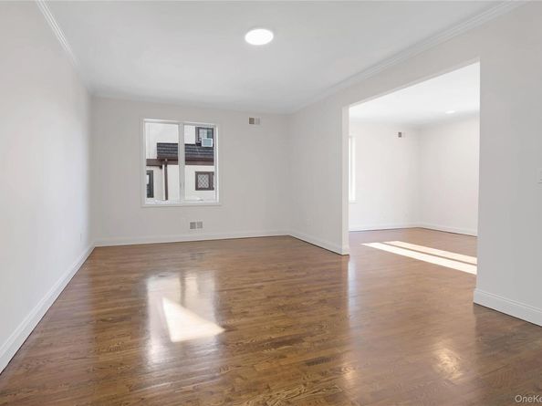 35 Columbia Place, Mount Vernon NY 10552