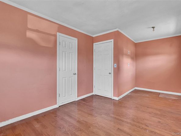 34 Croydon Road, Amityville NY 11701
