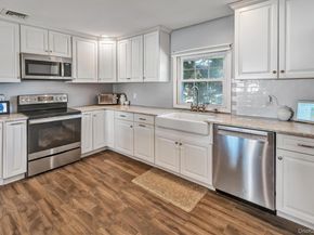 93 Page Lane, Westbury NY 11590