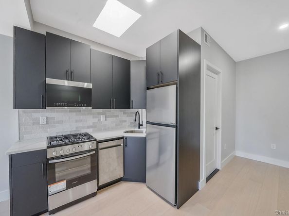 7518 95th Avenue, Ozone Park NY 11416