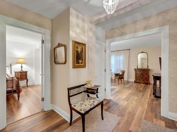 83 N Broadway 1F, White Plains NY 10603