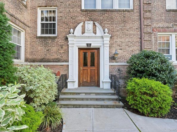 83 N Broadway 1F, White Plains NY 10603