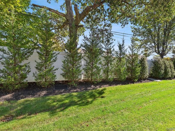 305 Emanuel Way, East Meadow NY 11554