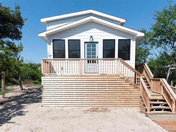 108 Ocean Road, Ocean Beach NY 11770