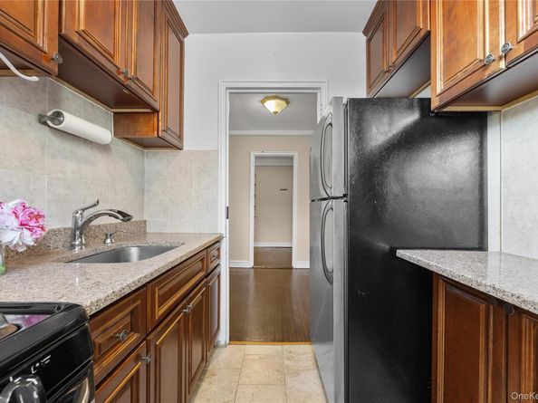 99-45 67th Road 620, Forest Hills NY 11375