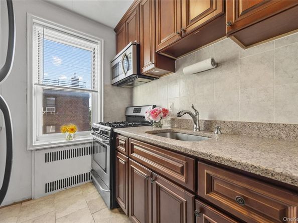99-45 67th Road 620, Forest Hills NY 11375