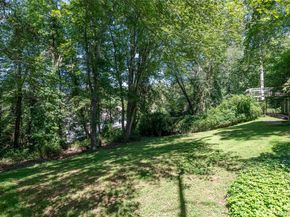 11 Skyview Drive, Armonk NY 10504