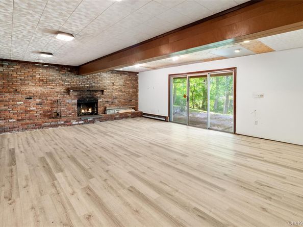 11 Skyview Drive, Armonk NY 10504