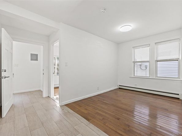 48-35 Clearview Expressway, Oakland Gardens NY 11364