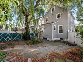 48-35 Clearview Expressway, Oakland Gardens NY 11364