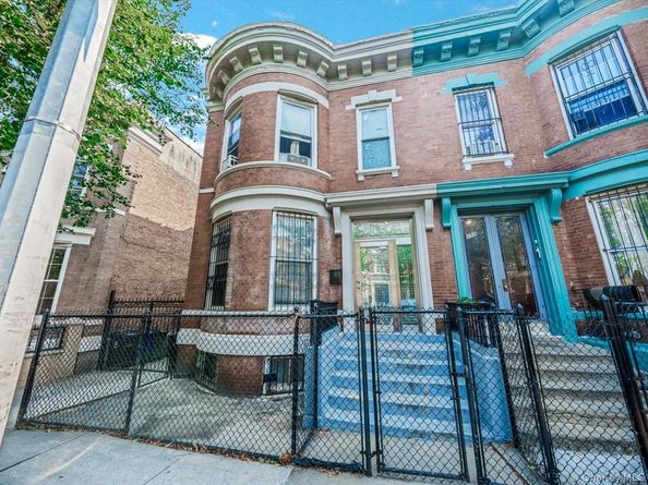 860 Manida Street, Bronx NY 10474