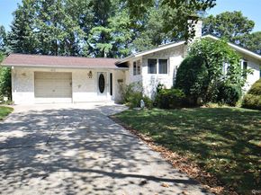 42 Lauren Avenue, Dix Hills NY 11746