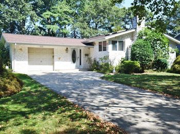 42 Lauren Avenue