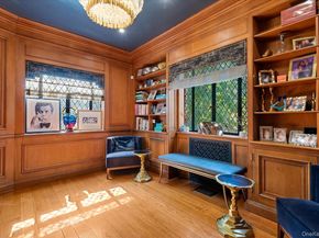 32 Wildwood Drive, Great Neck NY 11024
