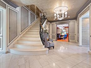 32 Wildwood Drive, Great Neck NY 11024