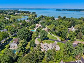 32 Wildwood Drive, Great Neck NY 11024