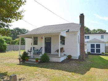 3 Mineola Court
