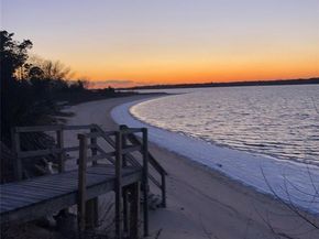 3 Mineola Court, Hampton Bays NY 11946