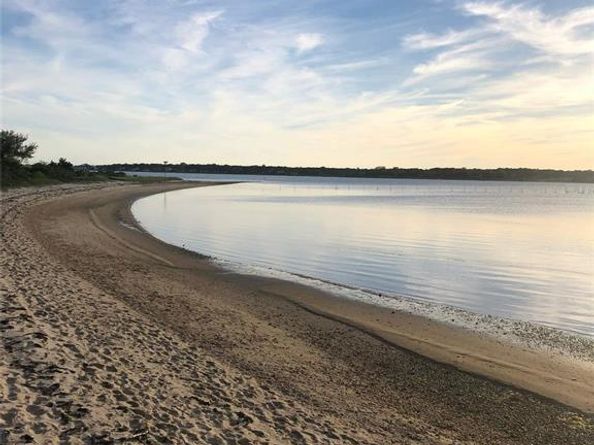 3 Mineola Court, Hampton Bays NY 11946
