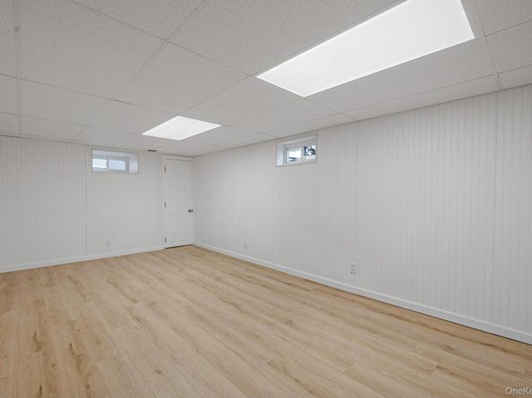 11 W 11 Street, Deer Park NY 11729