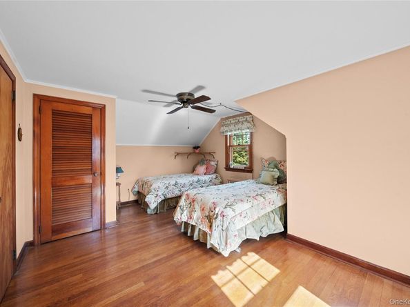 839 Pondview Road, Riverhead NY 11901