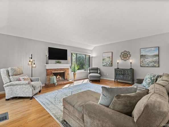 20 Heritage Hills A, Somers NY 10589