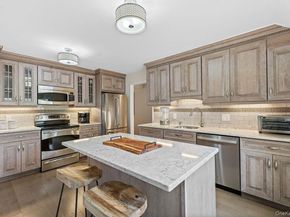 20 Heritage Hills A, Somers NY 10589