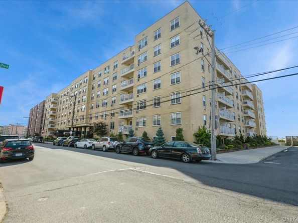 700 Shore Road 2E, Long Beach NY 11561