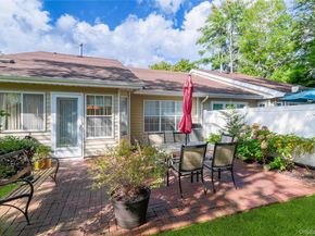 20 Amagansett Court, Ridge NY 11961