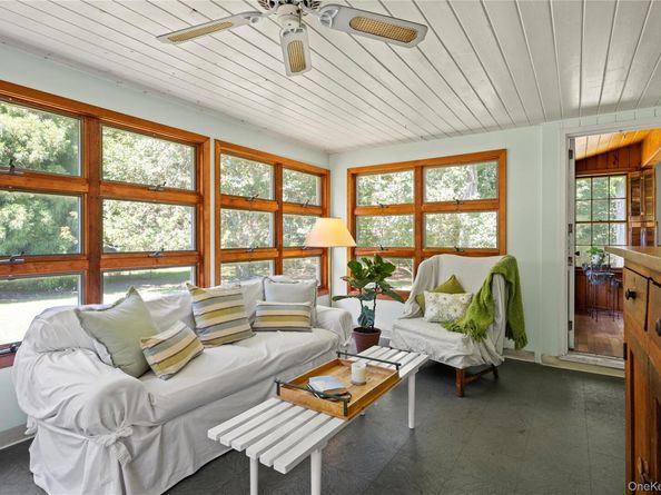 26 S Menantic Road, Shelter Island NY 11964