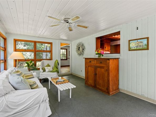 26 S Menantic Road, Shelter Island NY 11964