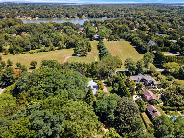 26 S Menantic Road, Shelter Island NY 11964
