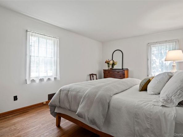26 S Menantic Road, Shelter Island NY 11964