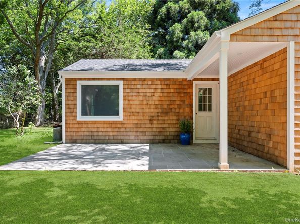 26 S Menantic Road, Shelter Island NY 11964